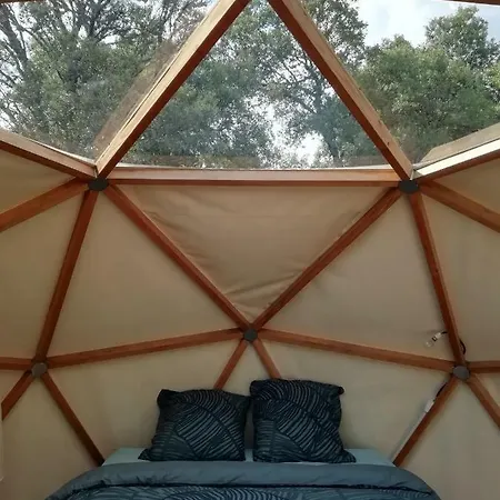 Camping Sous Les Etoiles 럭셔리텐트 2*