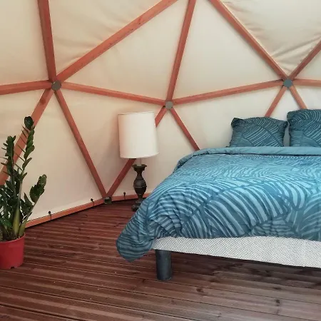 Camping Sous Les Etoiles Saint-Michel-lʼObservatoire